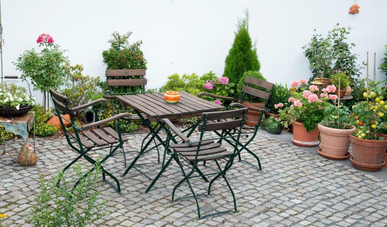 Pension Loew Solingen Buitenkant foto
